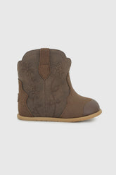 BOTA DE NINA VAQUERA BORDADO