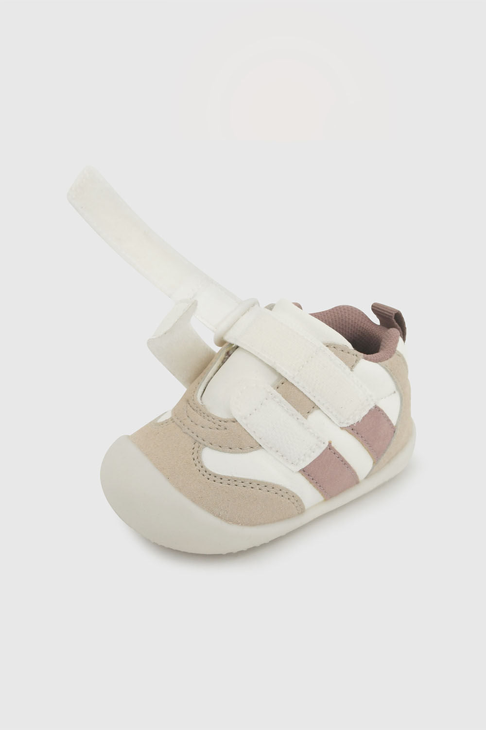 Zapatilla de Niña Dos Velcros Caña Baja Líneas