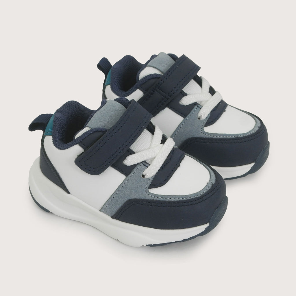 Zapatilla Sport Velcro y Cordón Elasticado