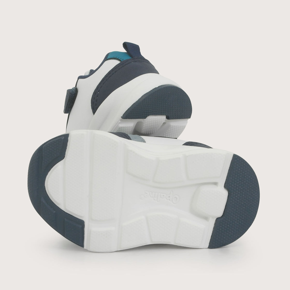 Zapatilla Sport Velcro y Cordón Elasticado