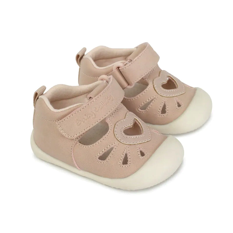 SANDALIA DE NIÑA VELCRO LARGO CORAZON