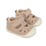 SANDALIA DE NIÑA VELCRO LARGO CORAZON