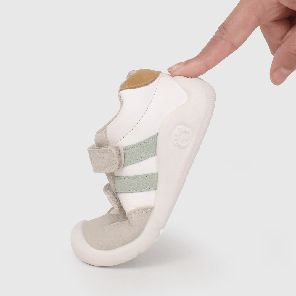 ZAPATILLA DE NINO DOS VELCROS JOGGING RETRO